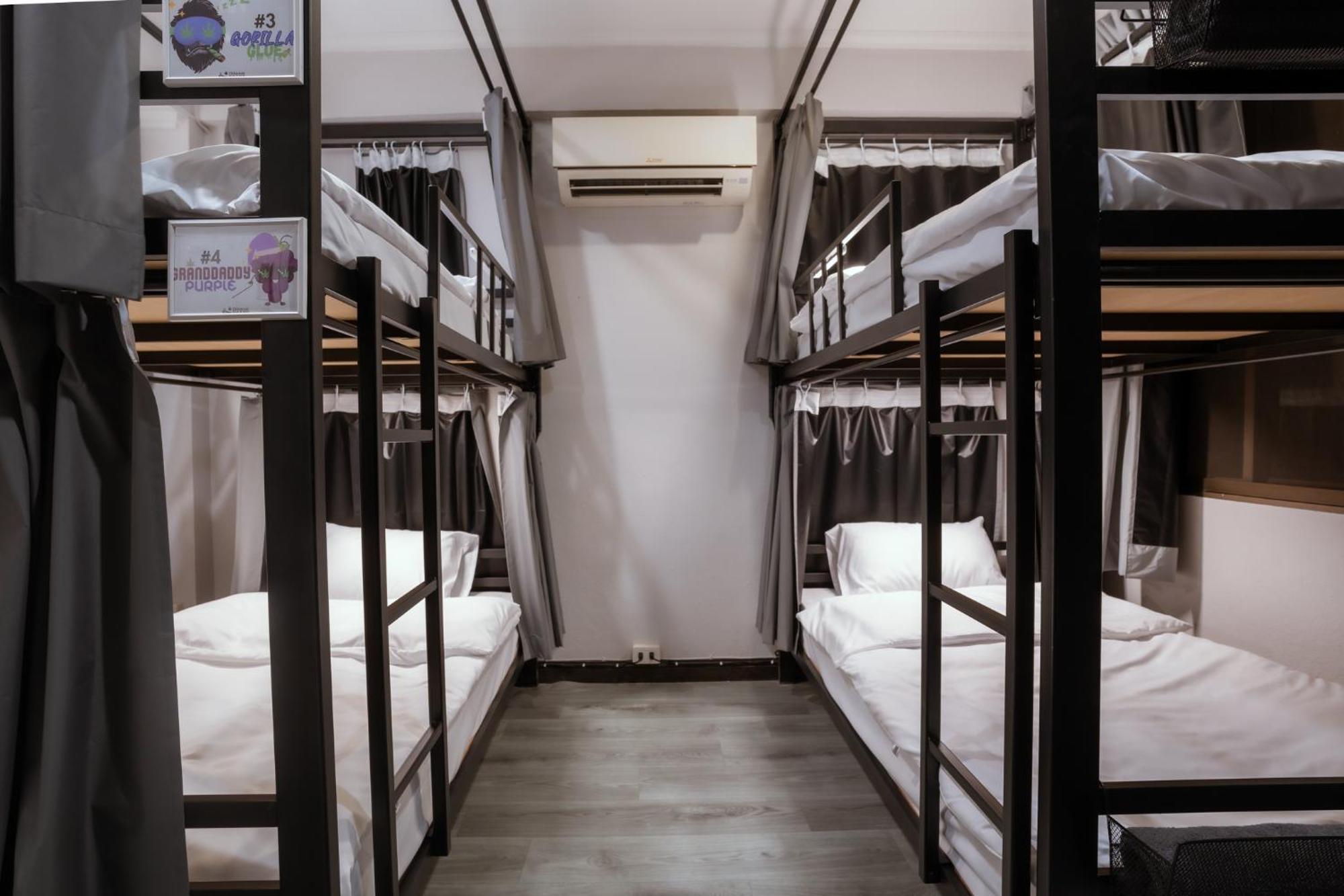 420 Hostel - Ekkamai Buds & Beds Bangkok Exterior foto