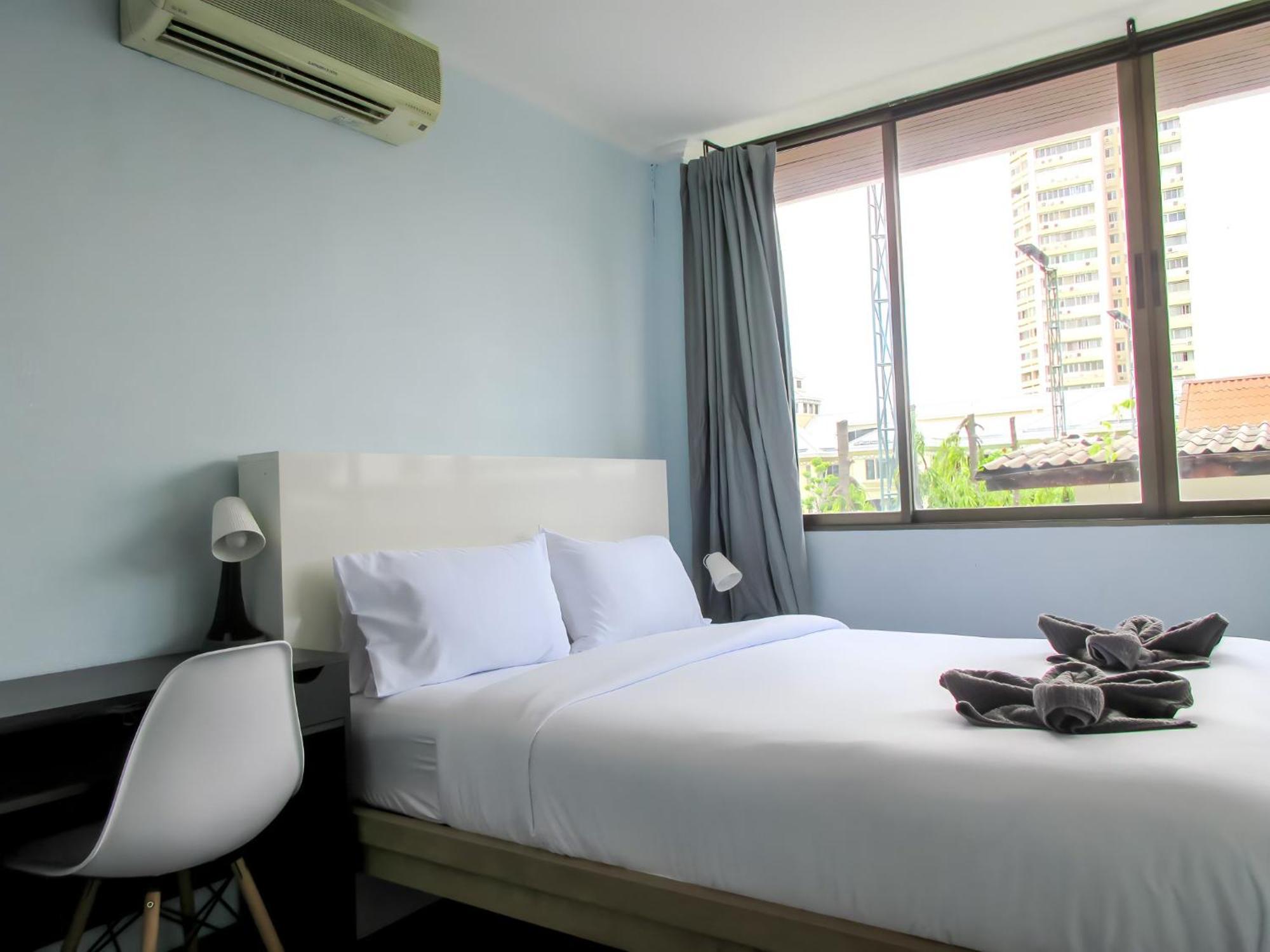 420 Hostel - Ekkamai Buds & Beds Bangkok Exterior foto